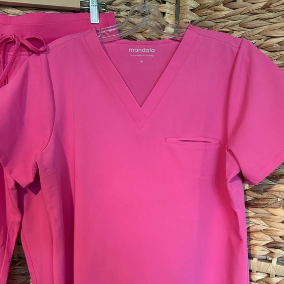 Mandala Women's Candy Pink Scrub Set - Picture 2 of 6